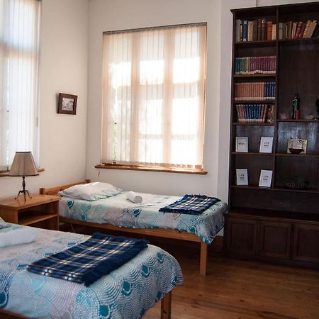 Historical Guesthouse - Self Catering Apartments Lüderitz エクステリア 写真